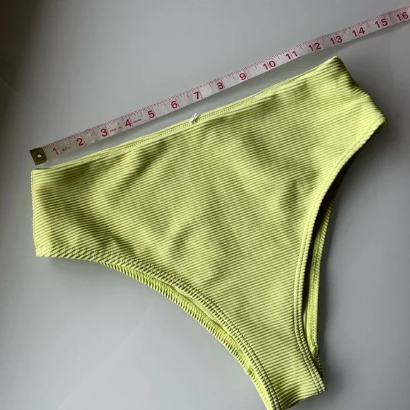 Billabong• Tanlines High Maui High Rider Bikini Bottoms